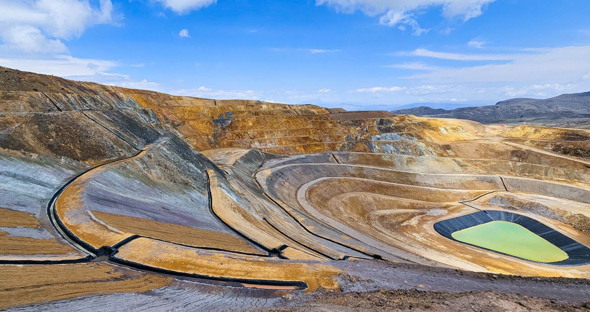 Decarbonizing combustion: Tier 4, Stage V and beyond