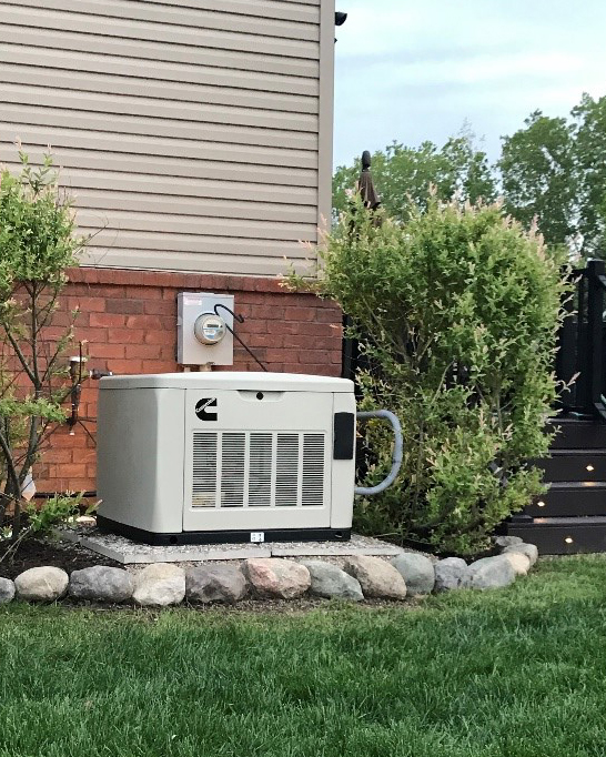 Cummins home generator set outside a home in Michigan