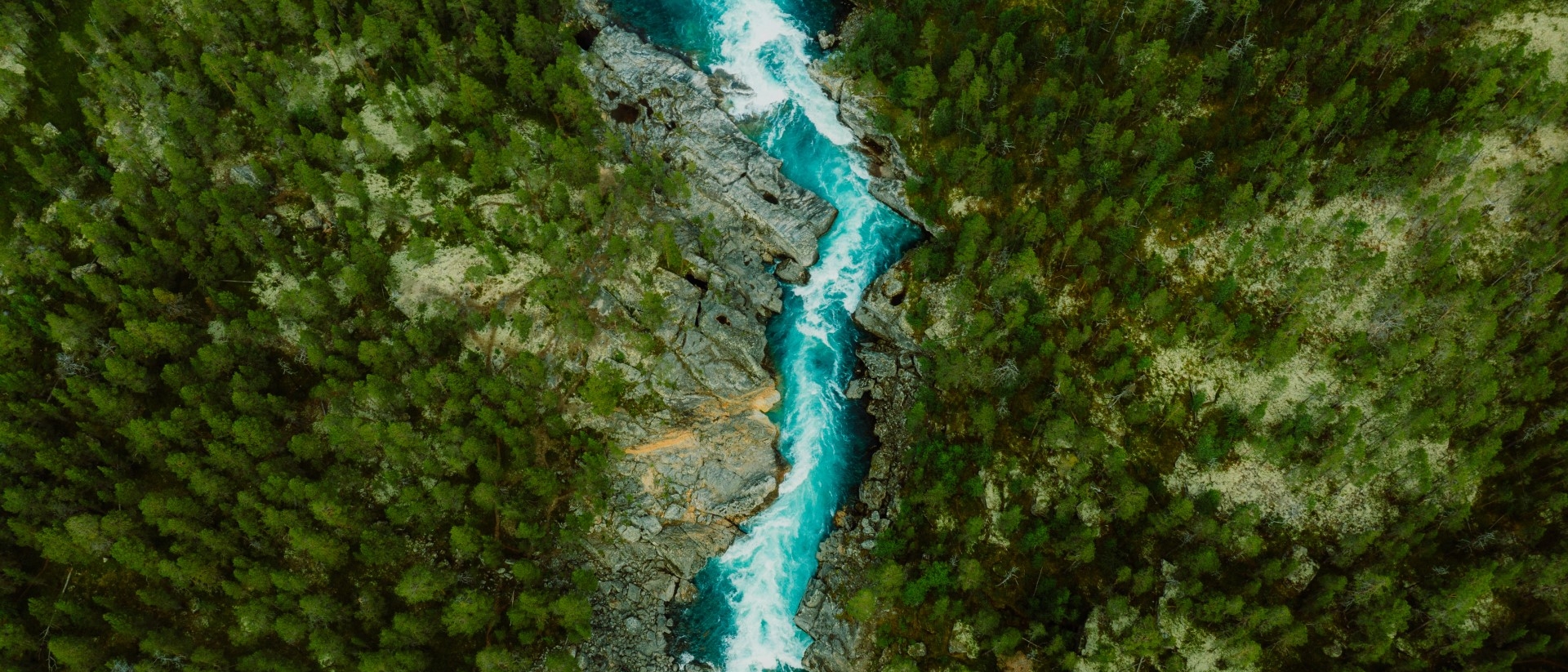 river-flowing
