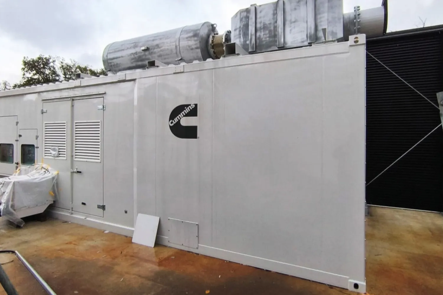 generator set in container outside of supercomputer center