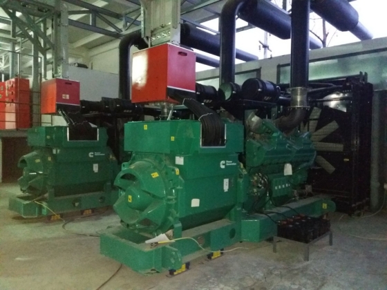 To meet continuous production and workflow demand, Cummins Turkey provided the emergency standby power solution for the Baştürk Glass Factory with 2 x C2500 D5A diesel generator sets.