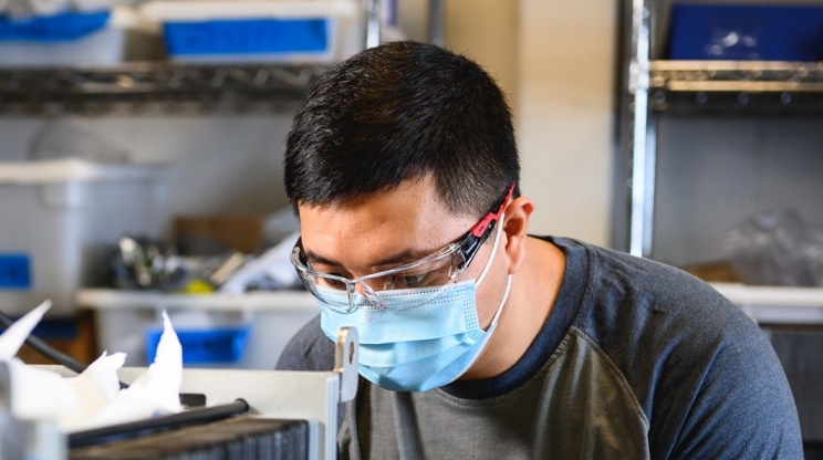 An employee works at the Cummins Fuel Cell & Hydrogen Technology campus in Mississauga, Ontario (Canada), a center for the company’s fuel cell and hydrogen production, research and development initiatives.