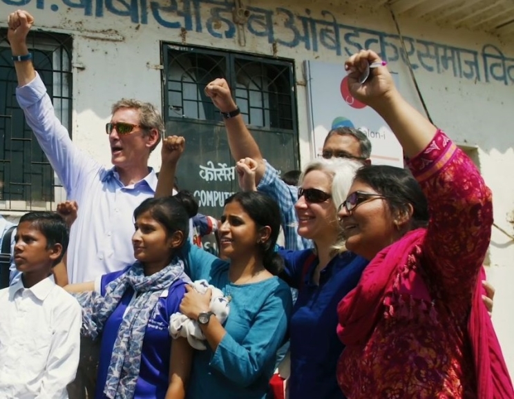 Cummins Chairman and CEO Tom Linebarger (second from left) visits with Cummins Powers Women participants in India.