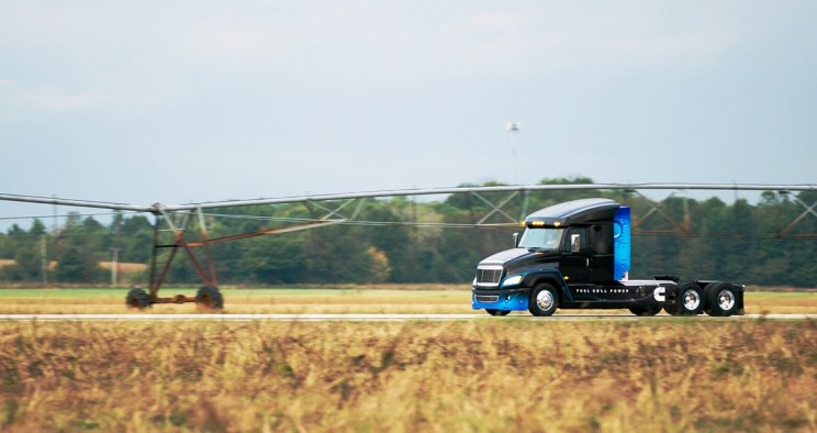 Cummins hydrogen fuel cell truck