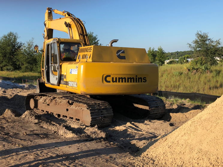 Trackhoe B6.5 Engine