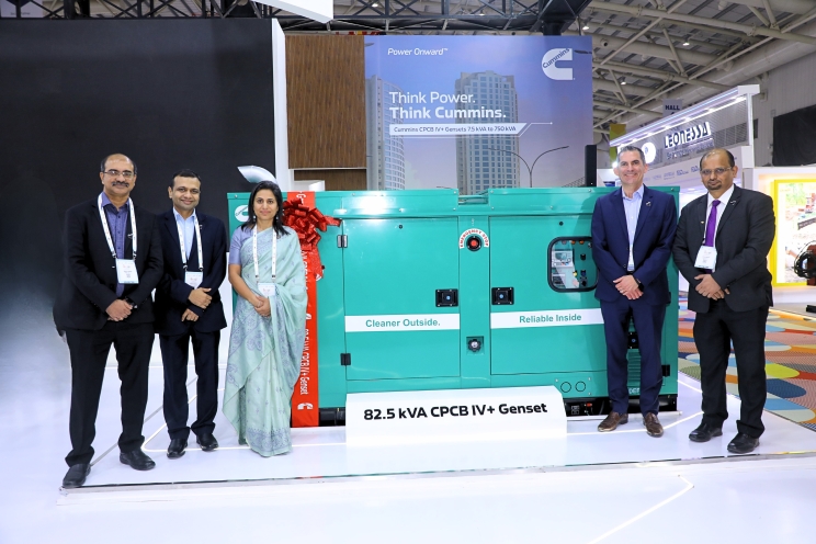 Cummins leadership at the unveiling of the CPCB IV+ compliant 82.5 kVA genset at CII EXCON 2025