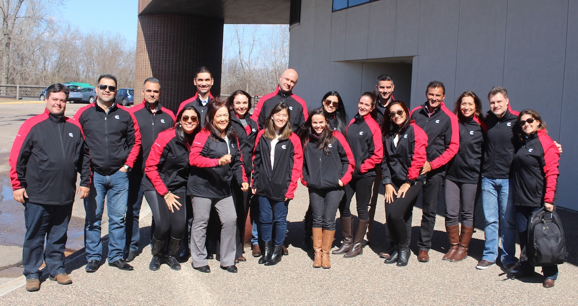 Group members attend the Fly-In Power Seminar in Minneapolis 