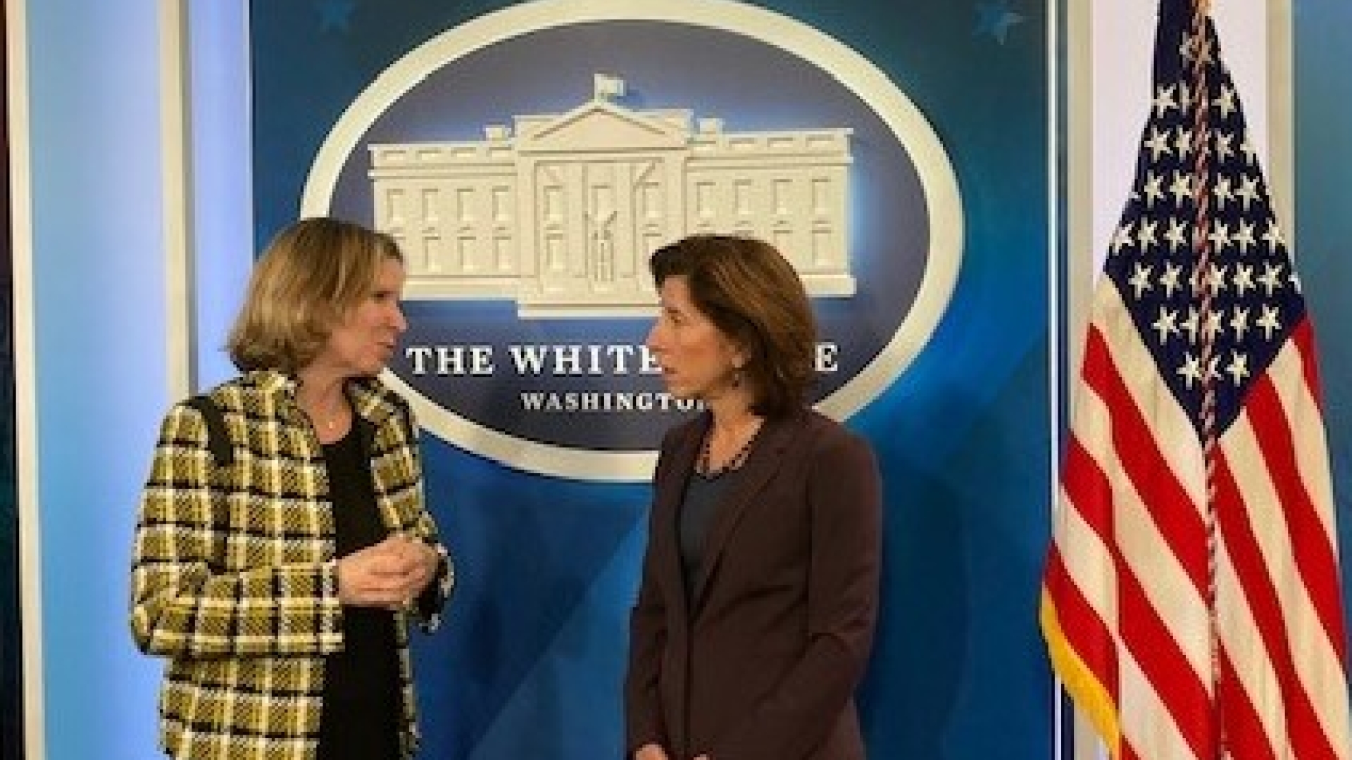 Cummins President and Chief Operating Officer, Jennifer Rumsey speaks with U.S. Secretary of Commerce, Gina Raimondo