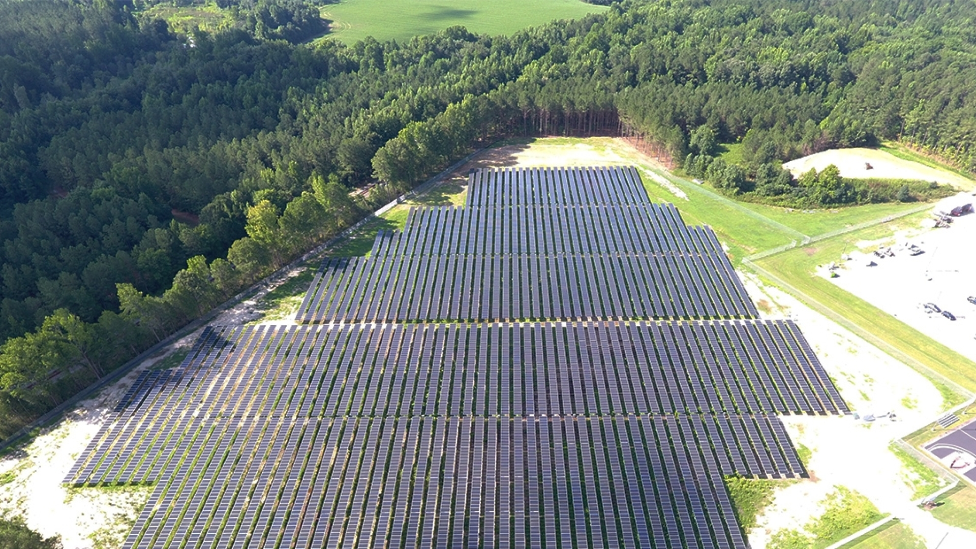 The solar farm at Cummins' Rocky Mount Engine Plant in North Carolina.