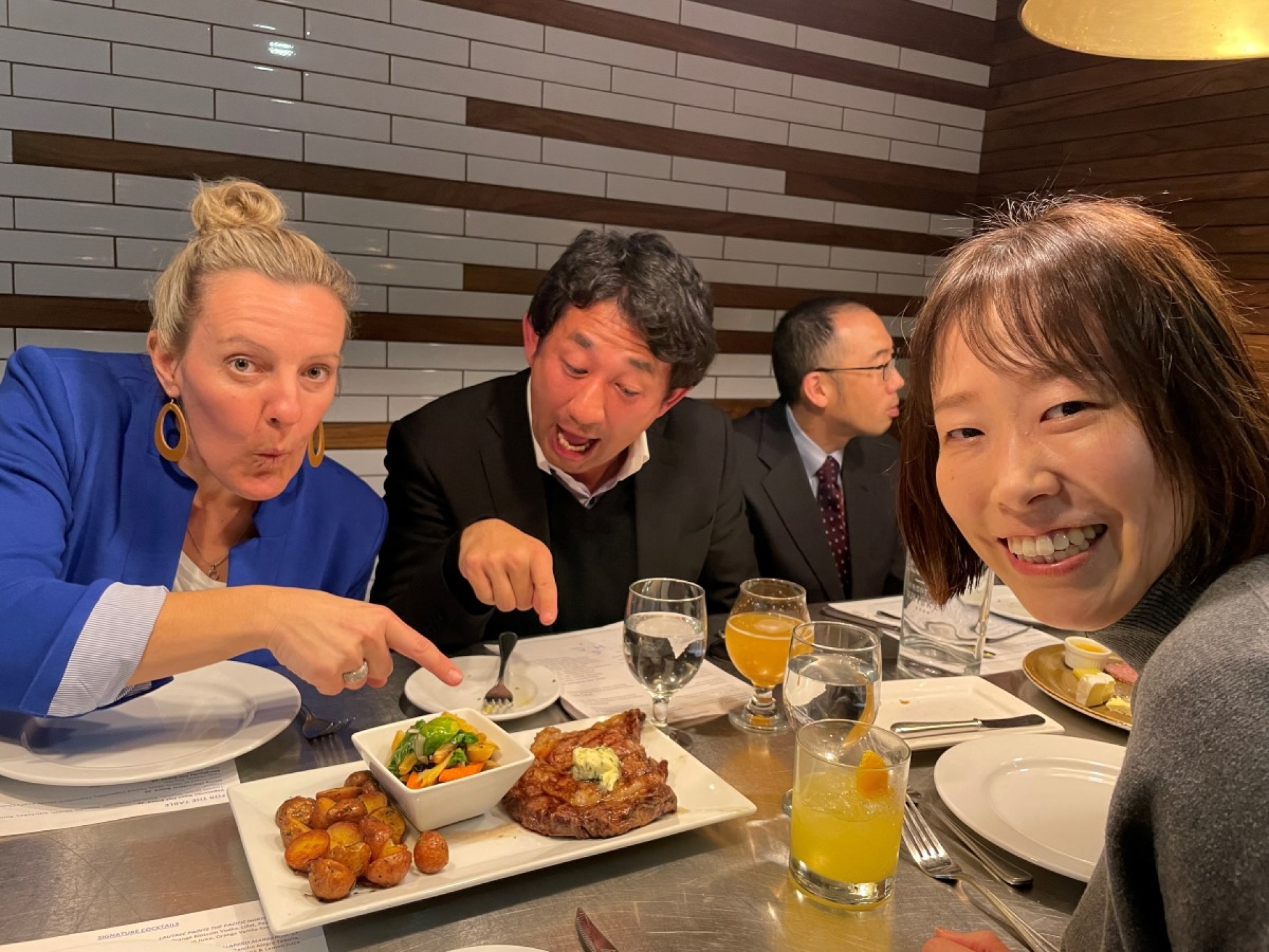 coworkers eating together