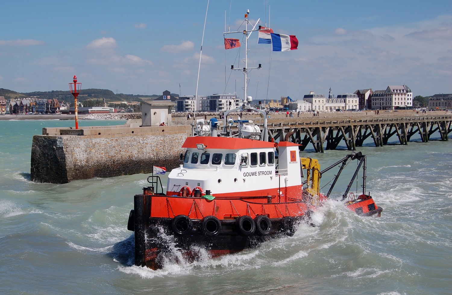 Cummins QSK 19 engine Powered tug