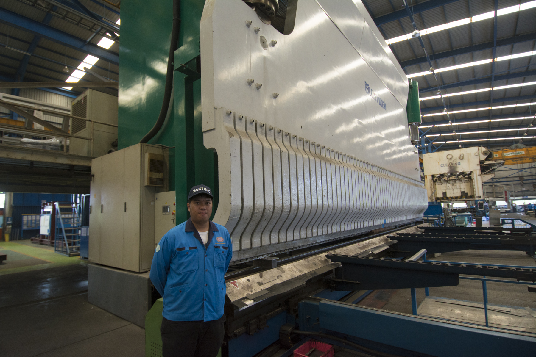 The computer-controlled, 20,000-ton press for shaping aluminum panels. 