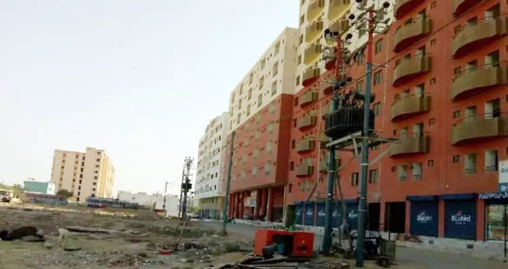 The builder of a new condominium in Karachi turned to Cummins authorized distributor Orient Energy Systems for a dependable backup power system. 